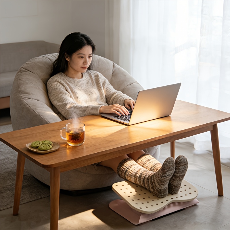 持ち運び可能な、穴あきデザインのフットレスト。人間工学に基づ - Footrest Under Desk のレビューと価格